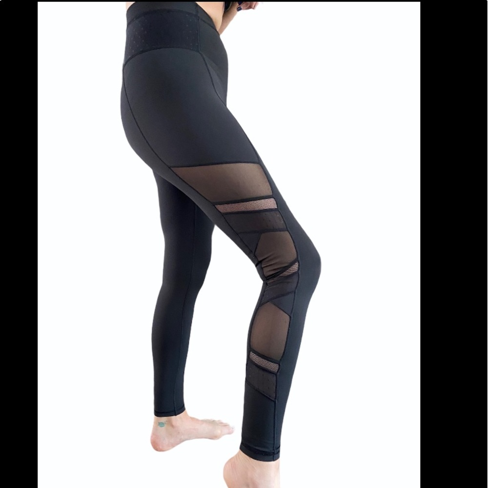 Lululemon Black Luxtreme Mesh Paneled Leggings